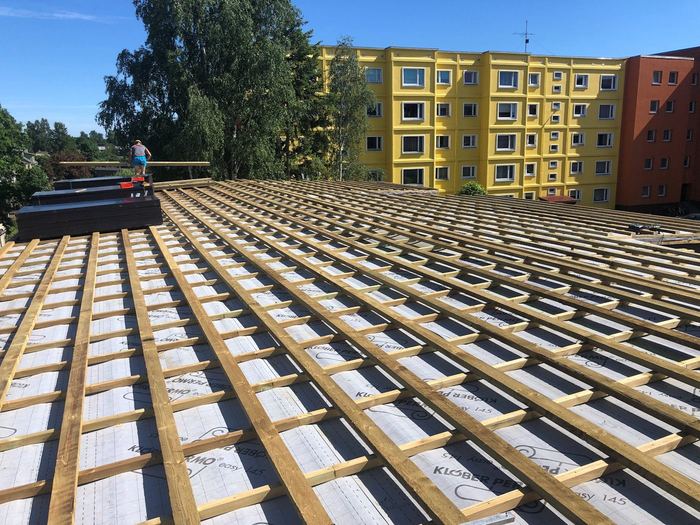 2021 - kiviprofiilplekk, Pärnu linn, Riia mnt