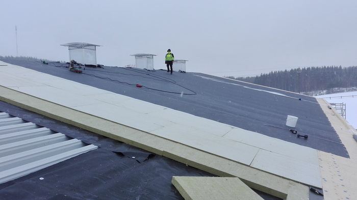 2016 - PVC lauda katus 1400 m², Savonlinna